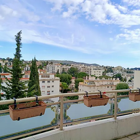 Stunning 2 Bedroom With Terrace And Sea View, Cimiez Liberation Lejlighed